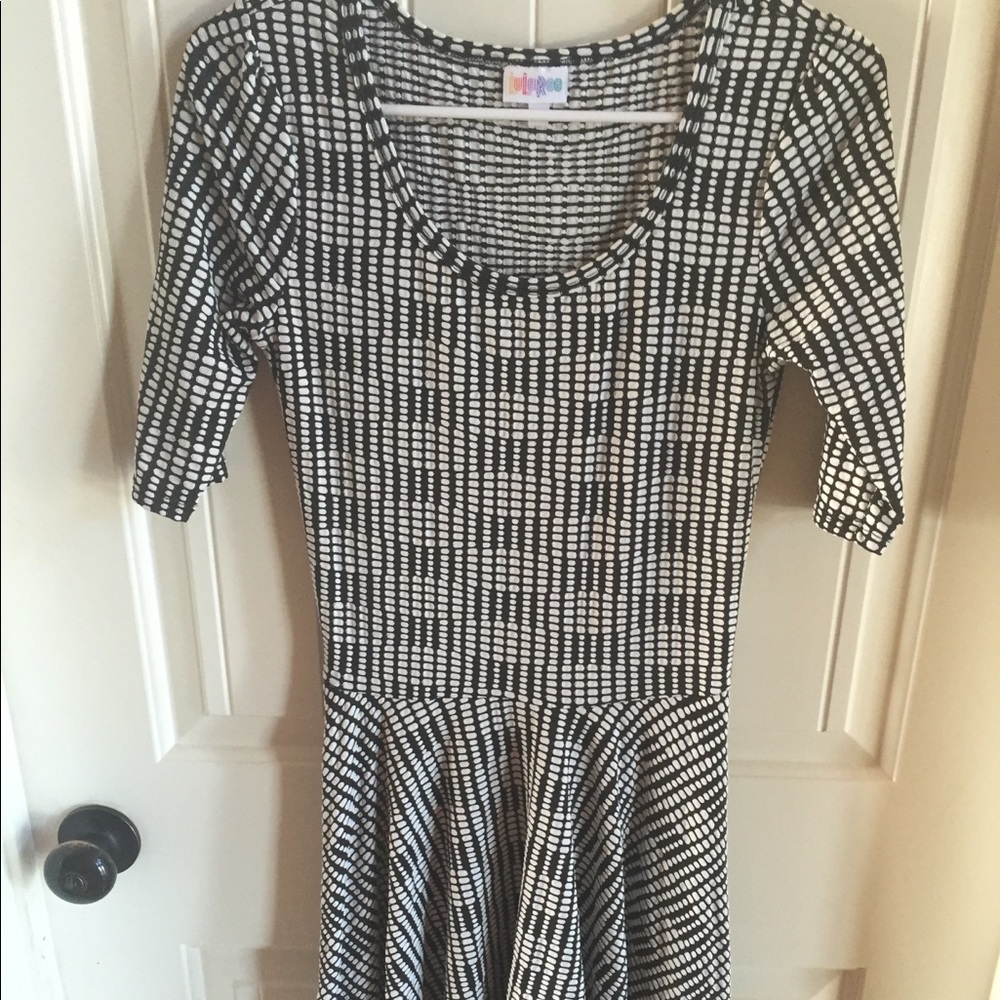 LULAROE Nicole!